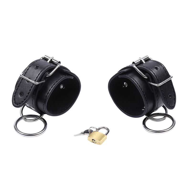 OHMAMA FETISH - RESTRICCIONES DE MUÑECA CON ANILLO TÓRICO