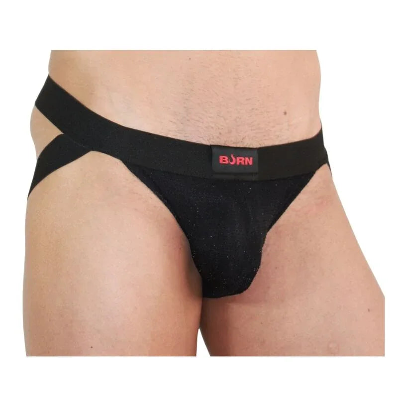 BURN 003, jockstrap noir brillant porté, vue de trois quarts