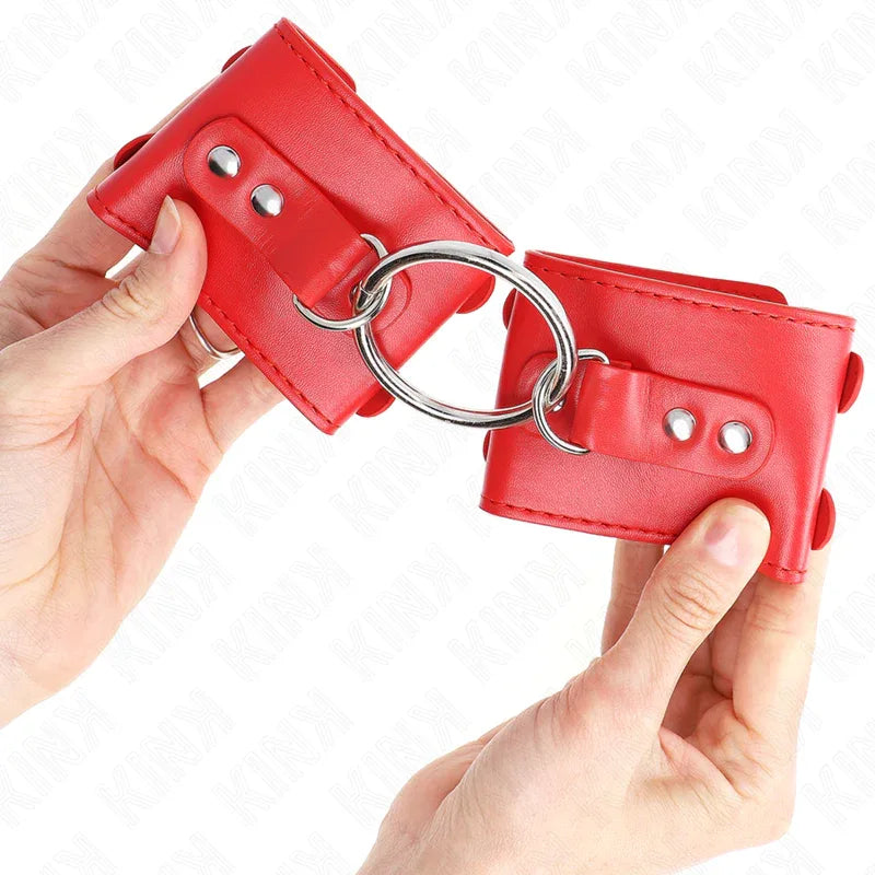 Kink – Appui Poignets Fixes avec Anneau et Clous Réglables Rouge 17 22 cm X 6,5 cm
