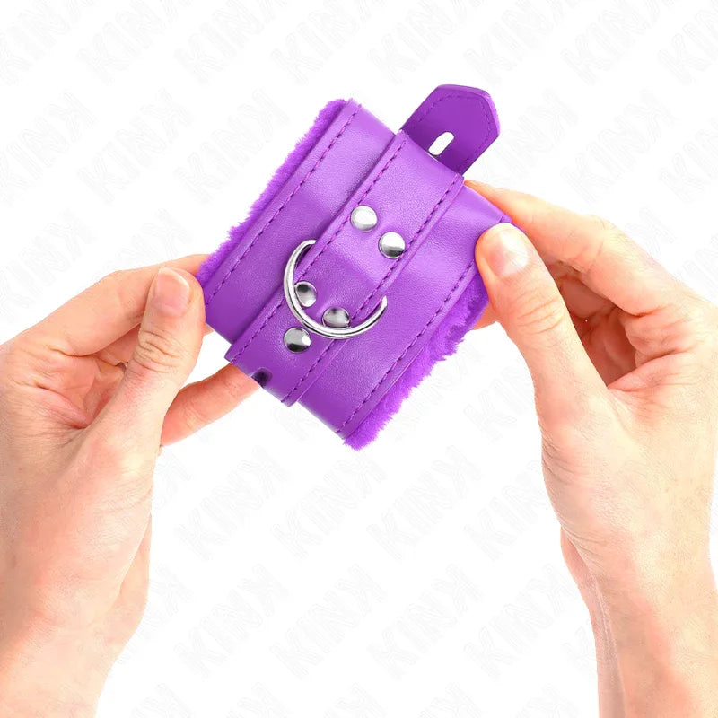 Kink – Appui Poignets Doublés de Fourrure avec Trous Carrés Violet et Ceinture Violet Réglable