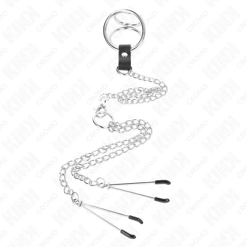 KINK - ANILLO PARA PENE DE METAL CROMADO TRIPLE DE 1.5" A 2" CON CADENA DE METAL DE 10.25" Y PINZAS PARA PEZONES, MODELO 2