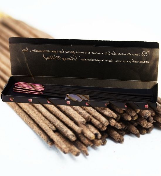 TEMPTATION - ENCENS ÉROTIQUE AUX PHÉROMONES DE NOIX DE MACADAMIA