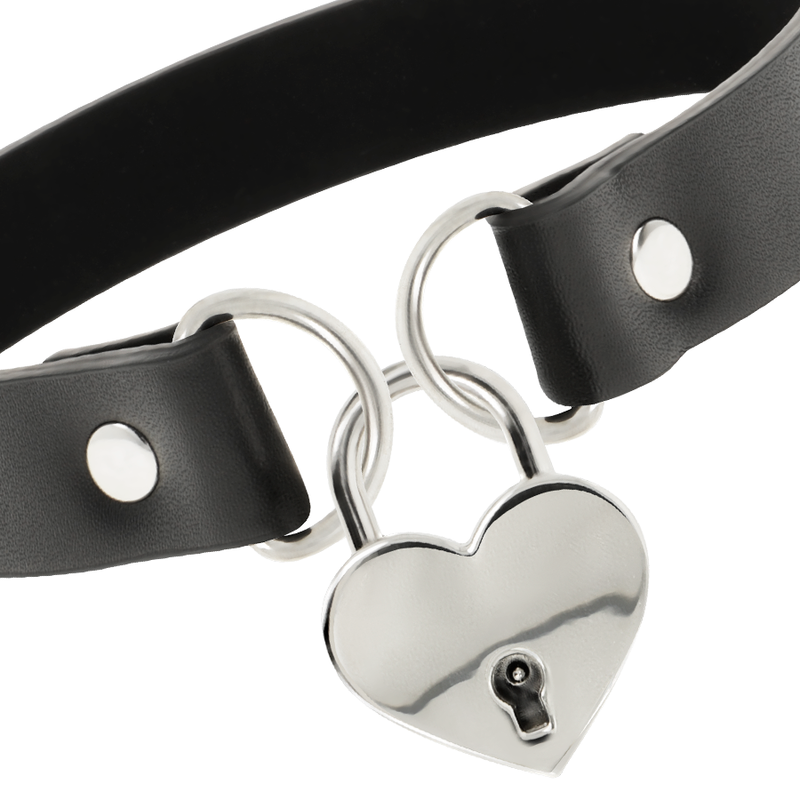 COQUETTE CHIC DESIRE - NECKLACE IN VEGAN LEATHER AVEC ACCESSOIRE COEUR AVEC CL?