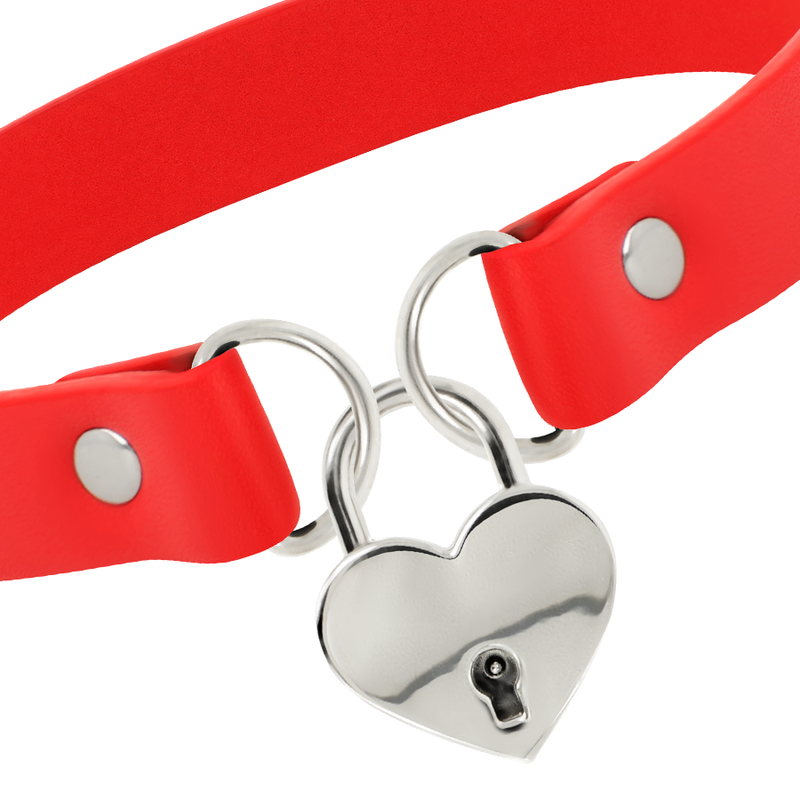 COQUETTE CHIC DESIRE - COLLAR DE CUERO VEGANO ROJO CON ACCESORIO DE CORAZÓN ¿CON LLAVE?