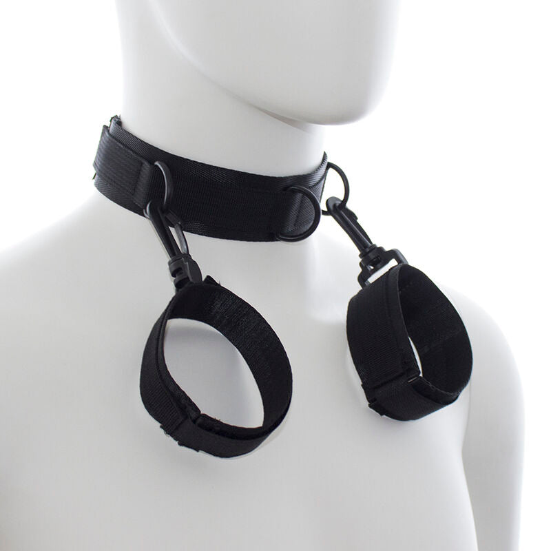 OHMAMA FETISH - MENOTTES ET COLLIER IN NYLON
