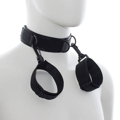 Ohmama Fetish – Menottes et Collier en Nylon