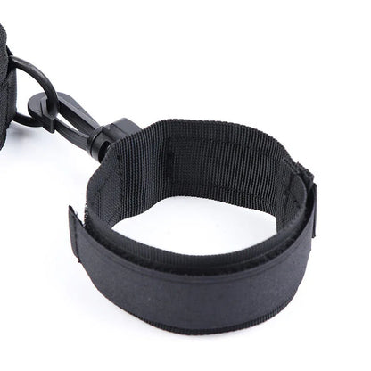 Ohmama Fetish – Menottes et Collier en Nylon