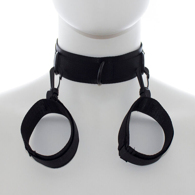 OHMAMA FETISH - MENOTTES ET COLLIER IN NYLON
