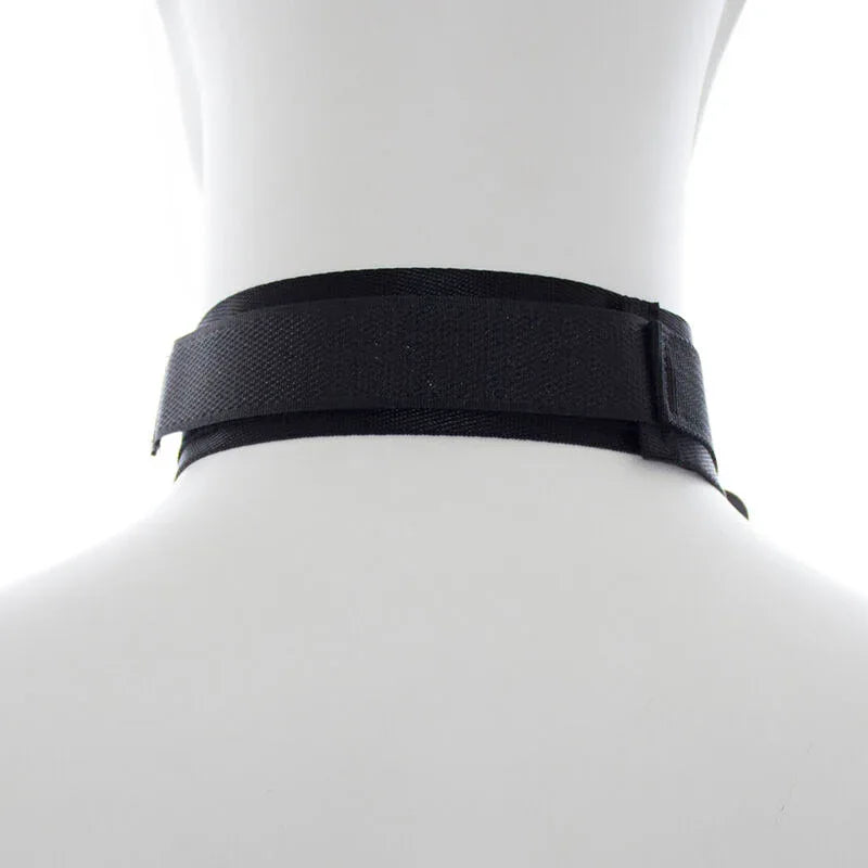 Ohmama Fetish – Menottes et Collier en Nylon
