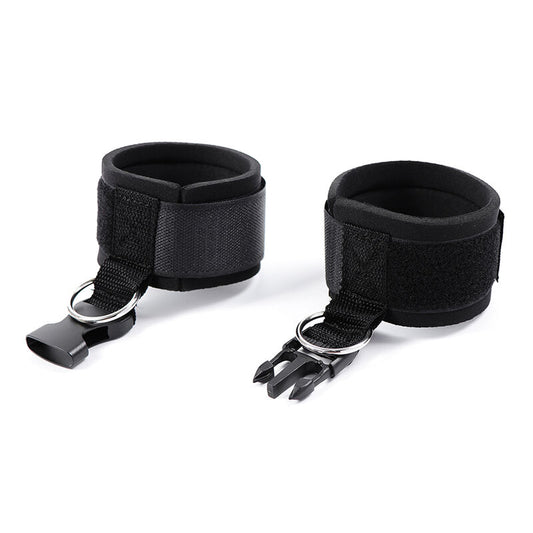 OHMAMA FETISH - MUÑEQUERAS DE NEOPRENO CON ABRAZADERAS Y HEBILLAS