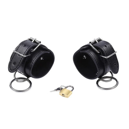 Ohmama Fetish – O Ring Retenues de Poignet Verrouillées