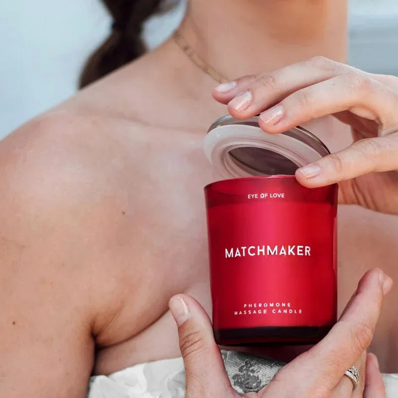 Eye of Love – Matchmaker Bougie de Massage Diamant Rouge Lattirer 150 ml