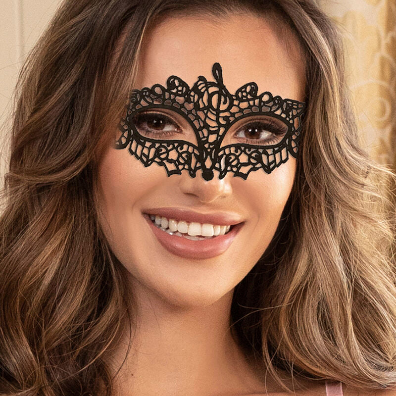 Masque en dentelle noir modèle 2 – Queen Lingerie