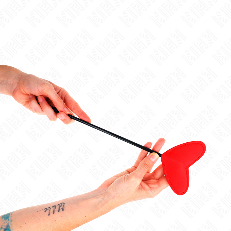 KINK - PALETA DE CORAZÓN ROJO 33 X 10 CM