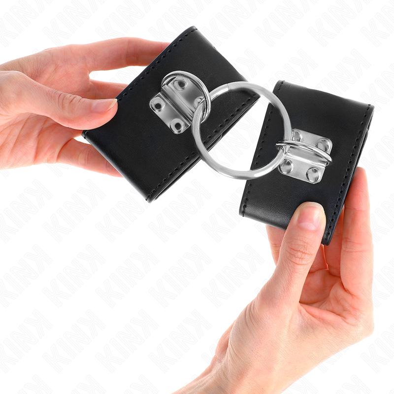 KINK - APPUI-POIGNETS FIXES AVEC ANNEAU ET FERMETURE PAR CADENAS NOIR AJUSTABLE 16-23 CM X 5.5 CM