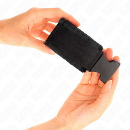 KINK - PUÑOS DE NYLON CON GANCHO Y BUCLE ROJO-NEGROS MODELO 1 AJUSTABLES 25-35 CM X 6 CM