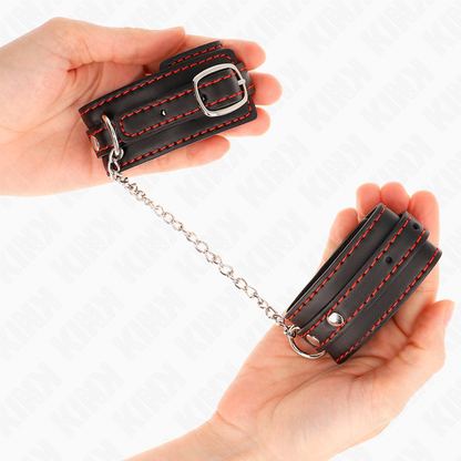 KINK - PEQUEÑAS MUÑECAS NEGRAS CON FORRO ROJO AJUSTABLES 14-24 CM X 3,5 CM