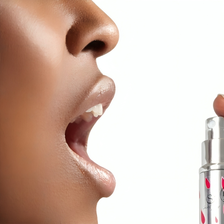 Spray sexuel oral à la fraise acide – Secretplay