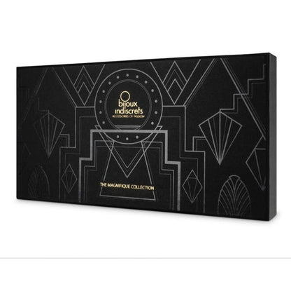 JOYERÍA - MAGNÍFICO COLLAR DE METAL CON FLECOS DORADOS