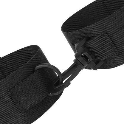 DARKNESS - MENOTTES EN NYLON POUR DEBUTANTS