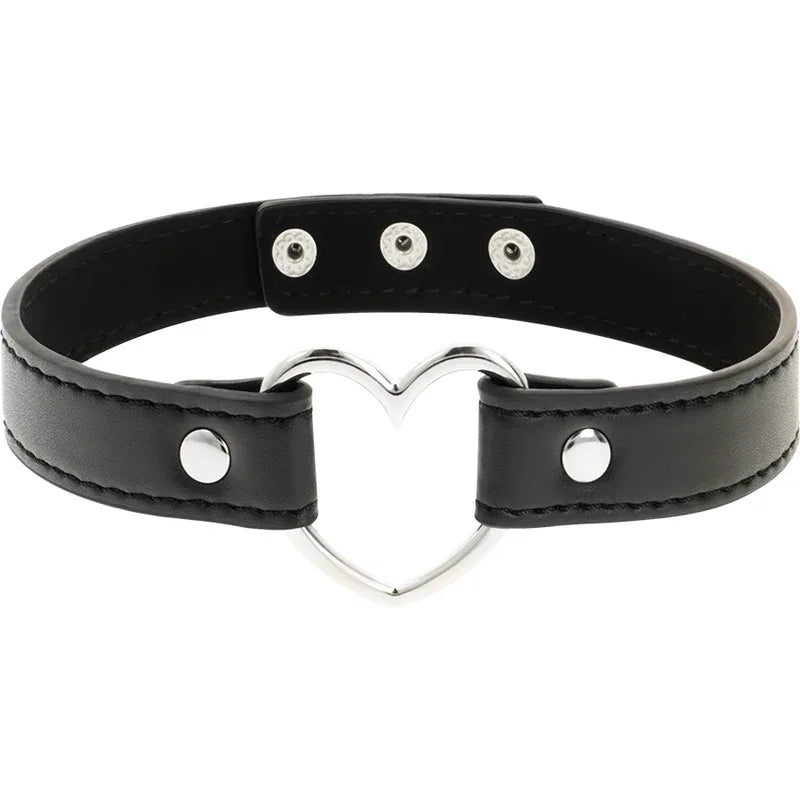 Coquette Chic Desire – Collier Cuir Vegan Femme Accessoire Coeur
