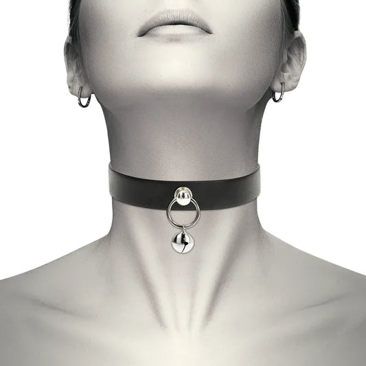 Coquette Chic Desire – Collier Cuir Vegan Femme Accessoire Hochet / Cerceau
